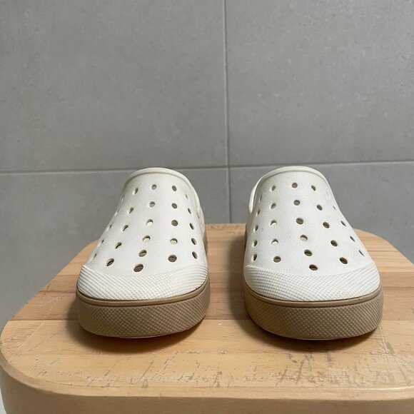 Water Shoes - Picture 3 of 6